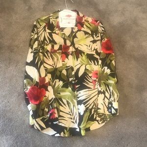 Tommy Bahama ladies button down shirt